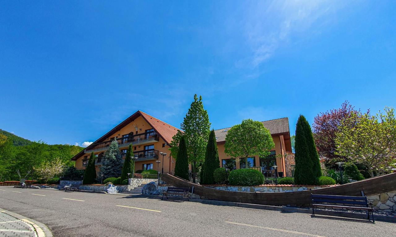 Hotel Belvedere Sovata Εξωτερικό φωτογραφία