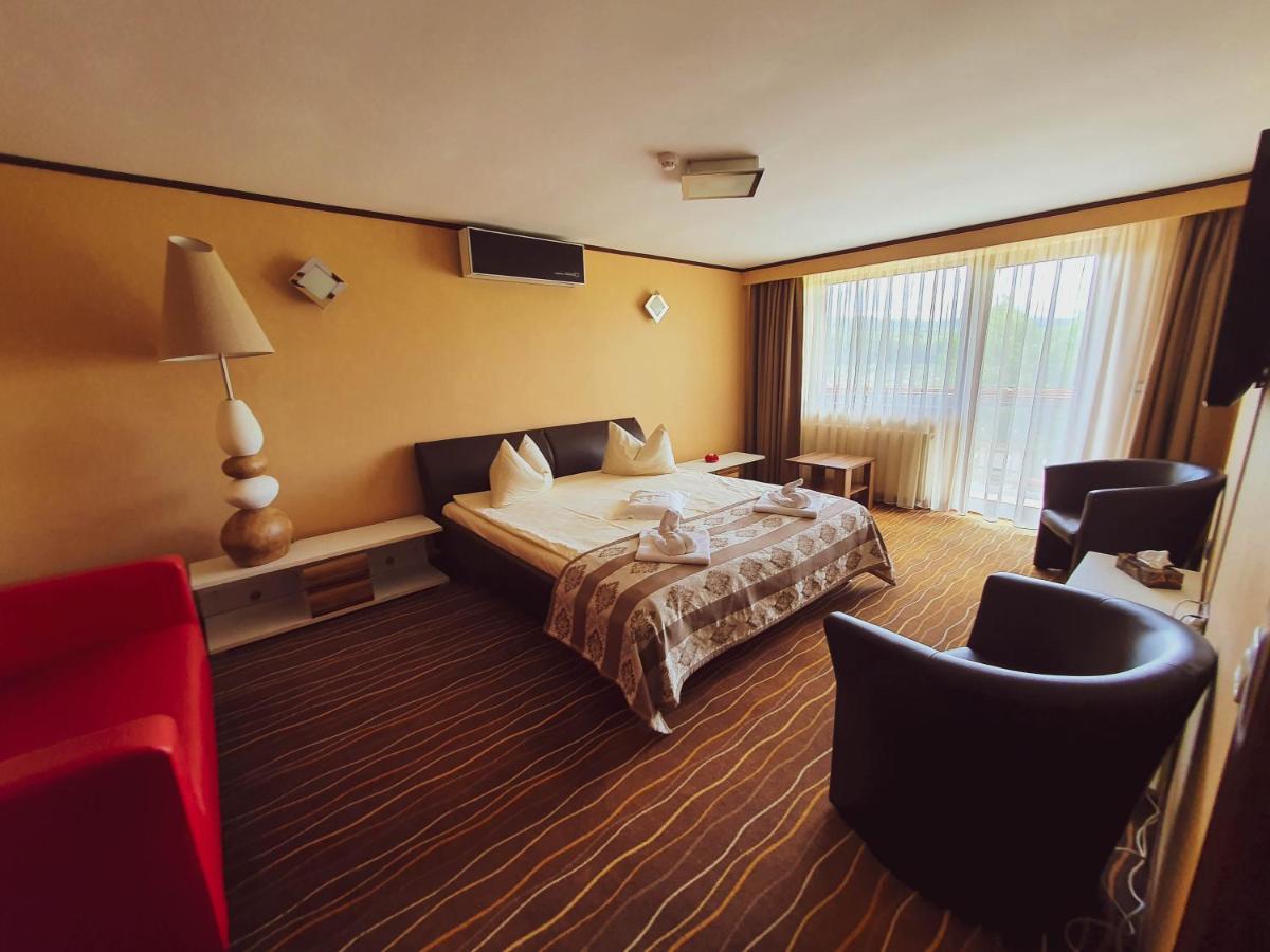 Hotel Belvedere Sovata Εξωτερικό φωτογραφία
