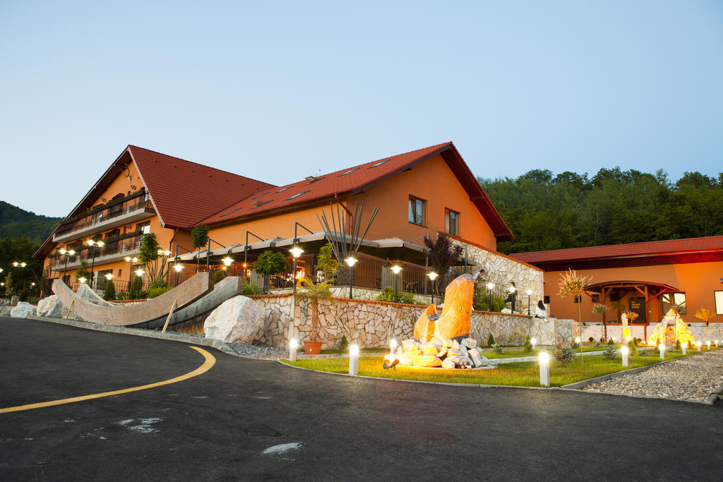 Hotel Belvedere Sovata Εξωτερικό φωτογραφία